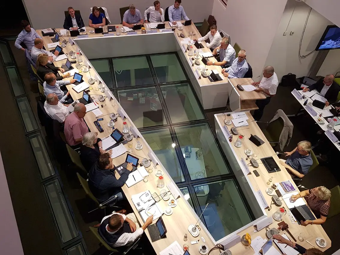 De gemeenteraad van Oost Gelre bijeen.